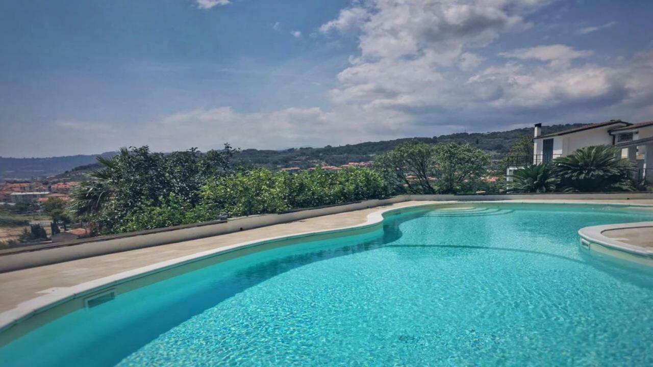 Villa Ue Marin Cervo Esterno foto
